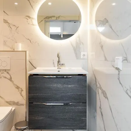 Luxe 31 Met Gratis Parkeerplaats Lodge *