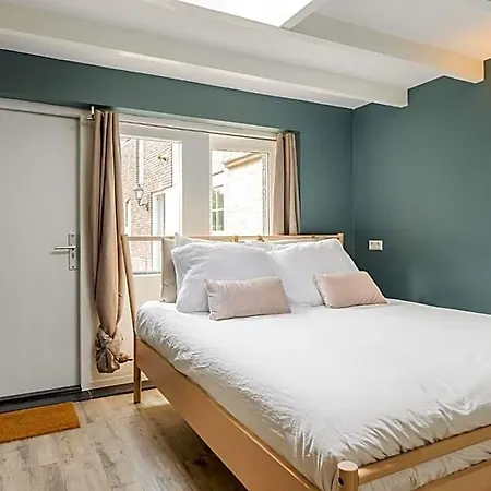 Luxe 31 Met Gratis Parkeerplaats Lodge *