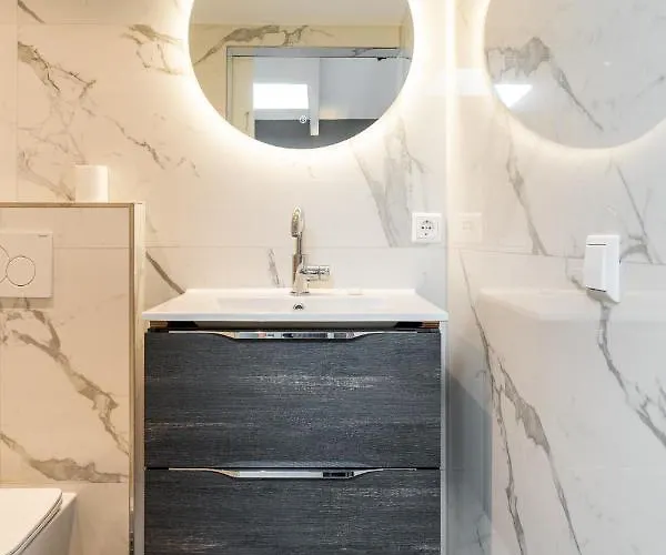 Luxe 31 Met Gratis Parkeerplaats Lodge *